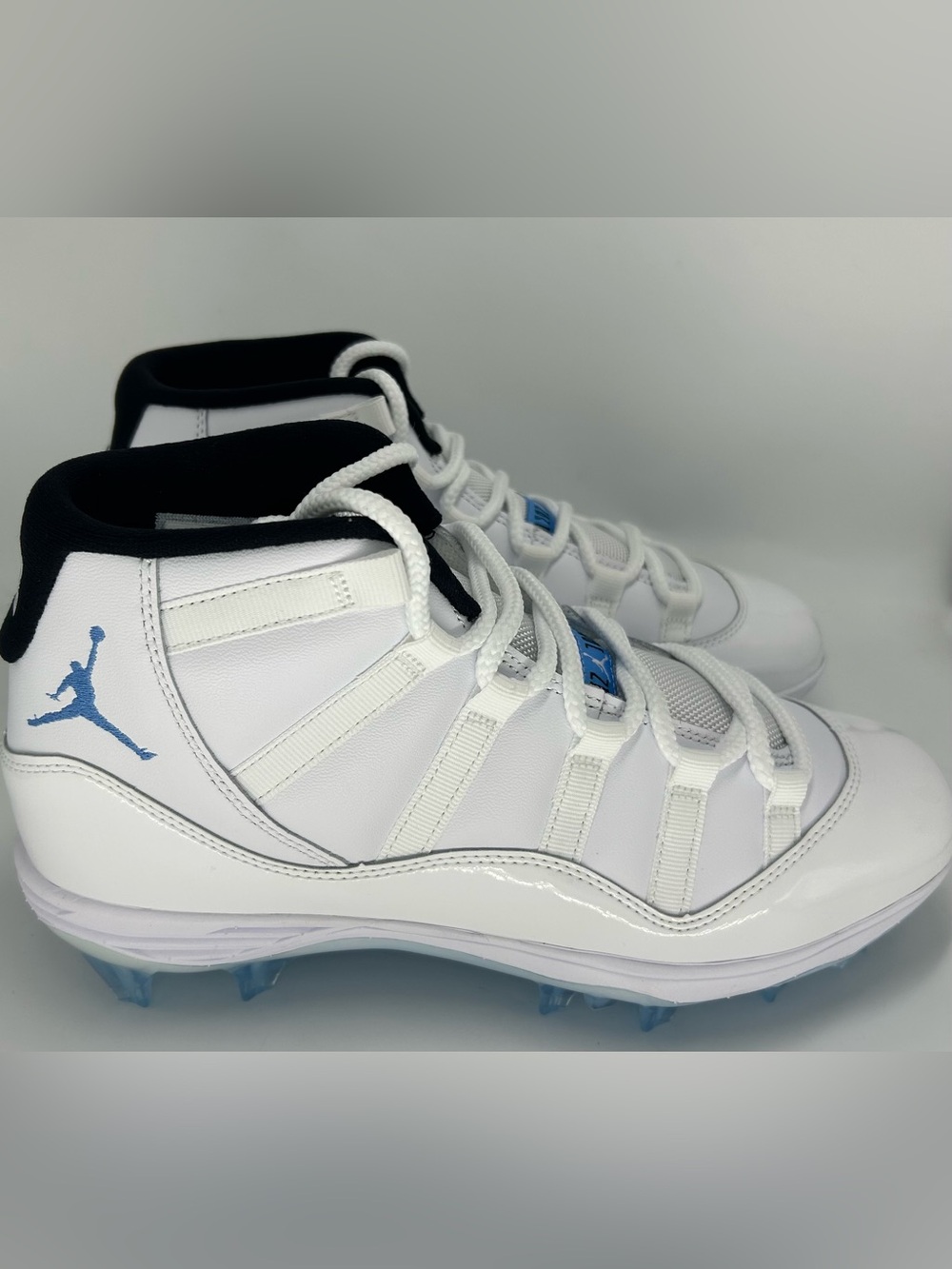 New Air Jordan 11 Retro Mid TD Men’s Football Cleats White HM7324-104
